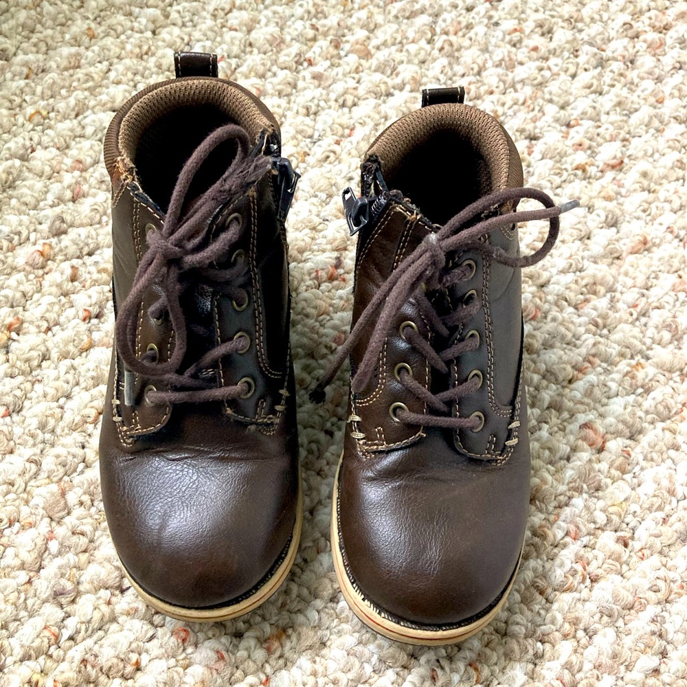 Eddie Bauer Boys Boots
